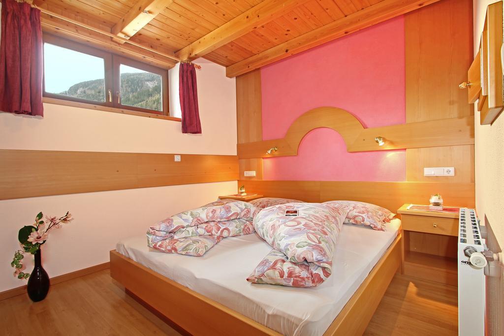 Obermairhof Apartment San Giacomo  Room photo